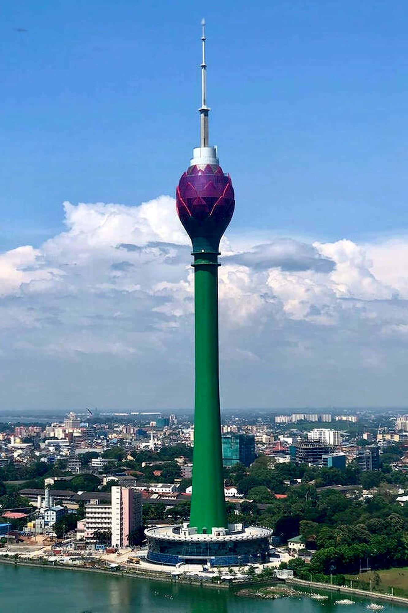 Башня Lotus Tower
